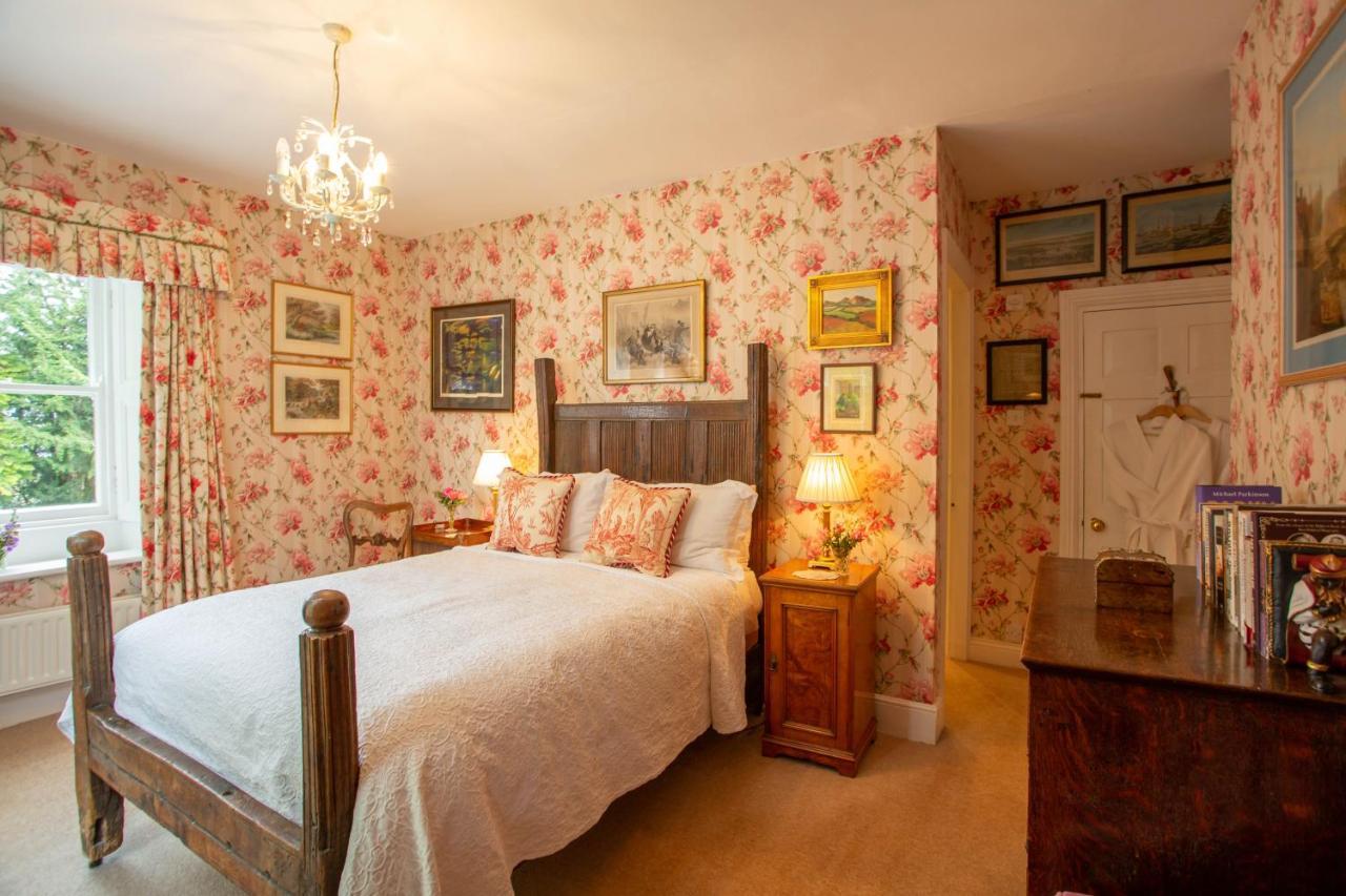 Ingram House Bed & Breakfast Алник Номер фото